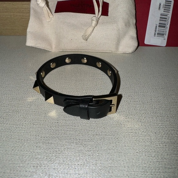 Valentino Rockstud Bracelet - Picture 4 of 6